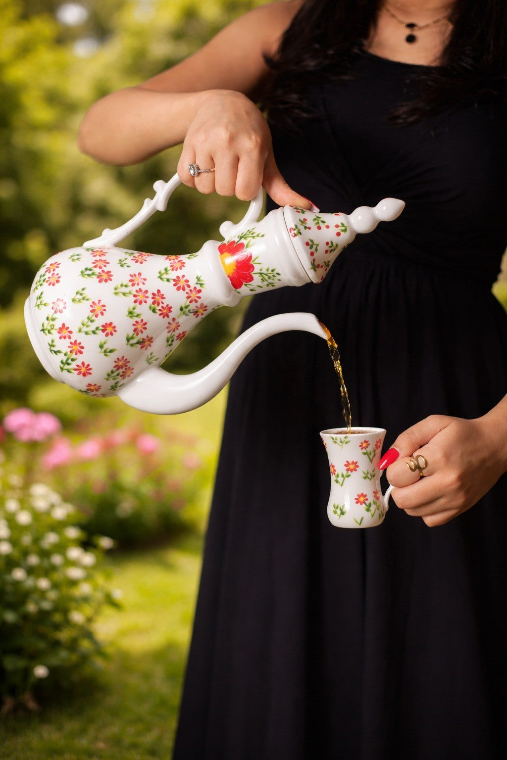 Handmade Arabic Tea Set – 8 Pieces